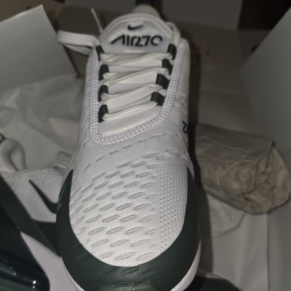 Nike Air Max Women's White and Green Shoes